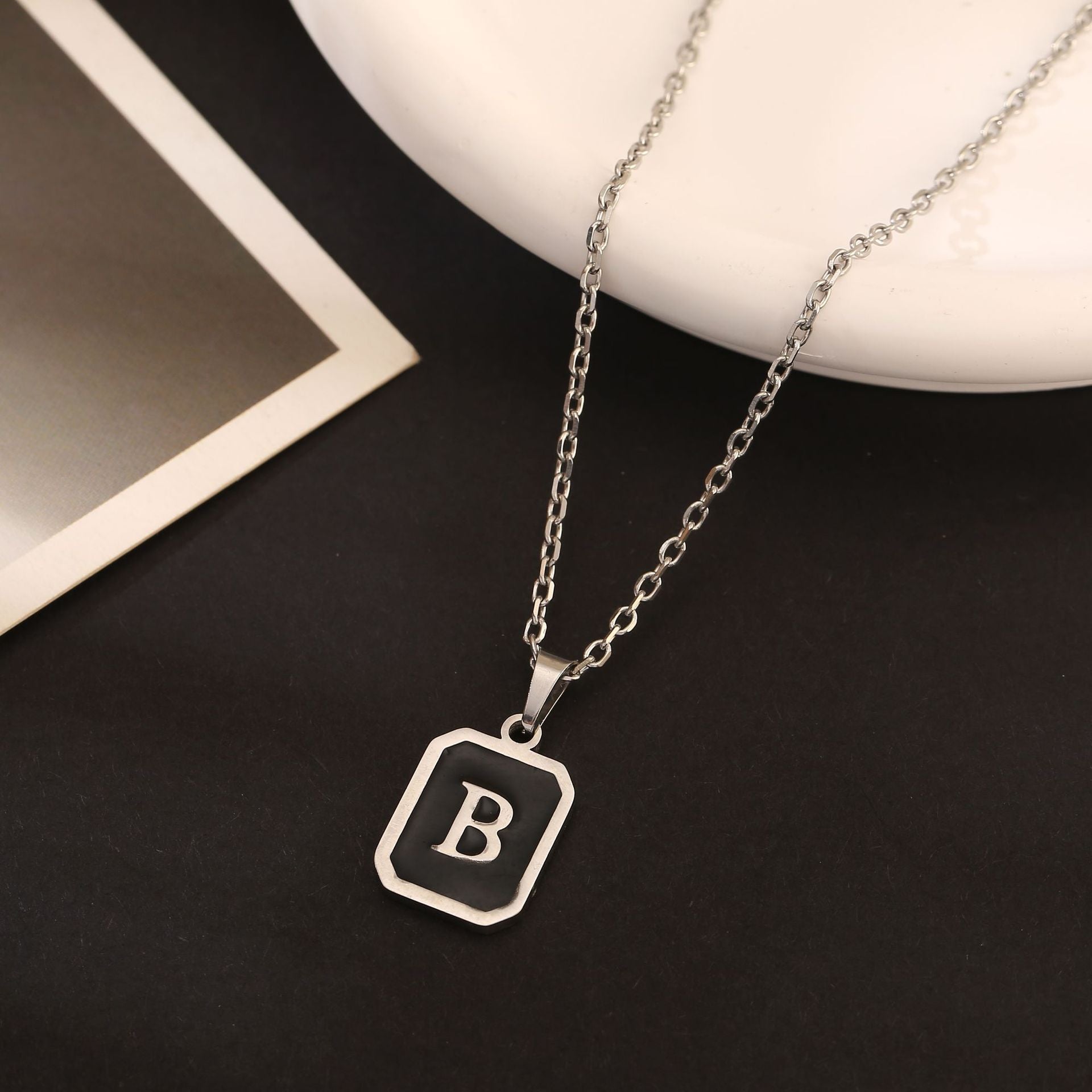 Stainless Steel Fashion Necklace with 26 English Letters