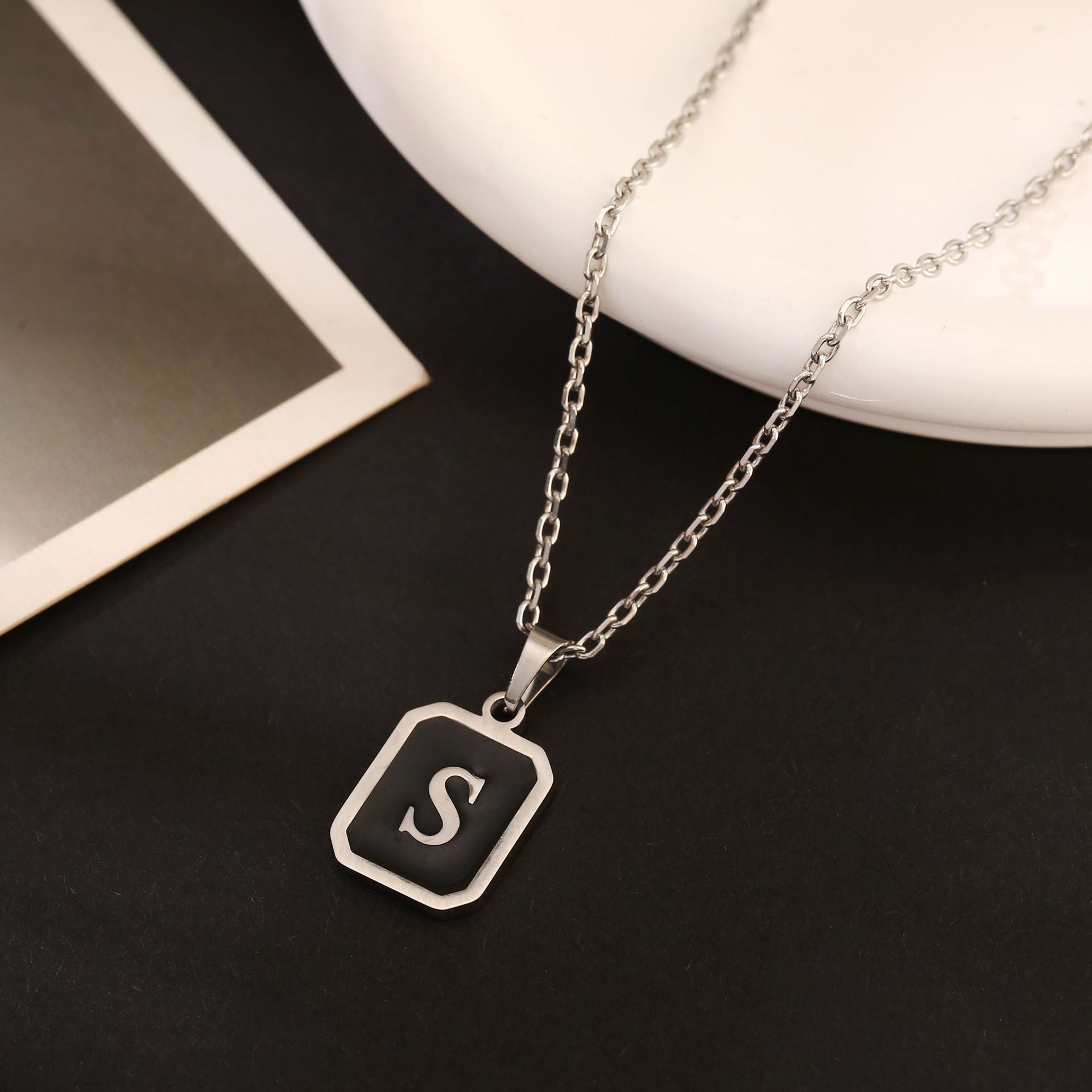 Stainless Steel Fashion Necklace with 26 English Letters
