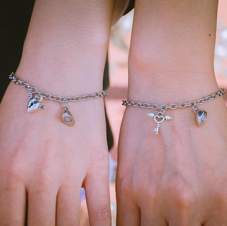Magnet Love Suction Bracelet for Couples Gift
