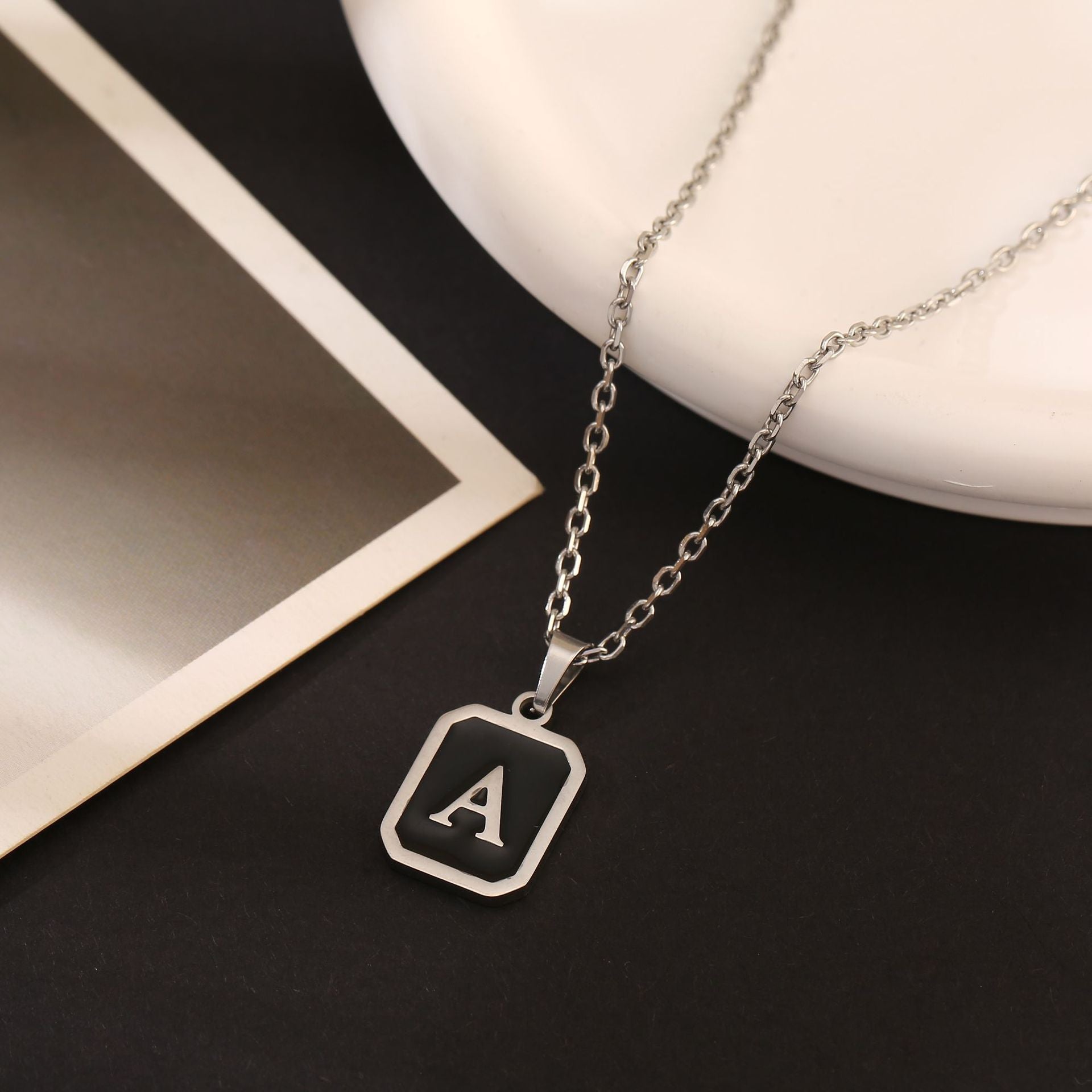 Stainless Steel Fashion Necklace with 26 English Letters